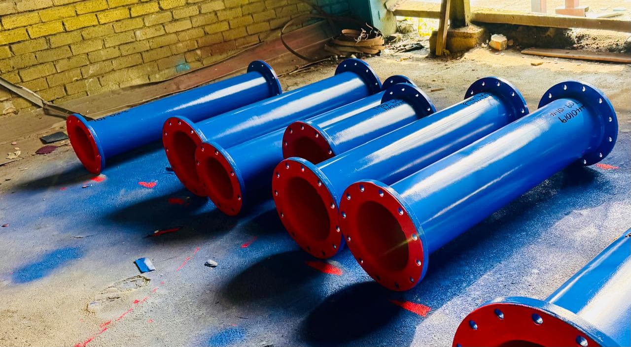 AU Red 40 shore rubber lined pipe for platinum mine