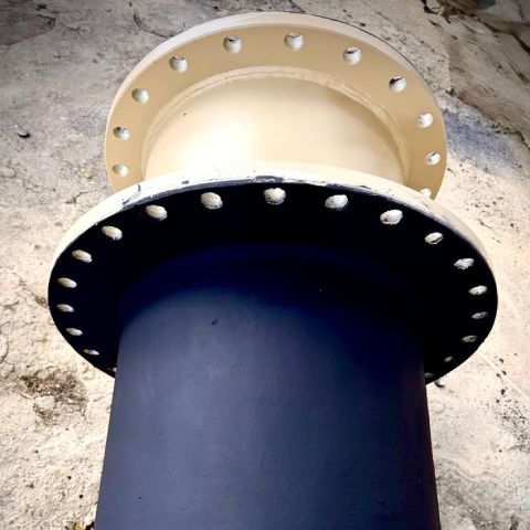 AU 40 Black rubber lined flanged fitting for Namibian mine